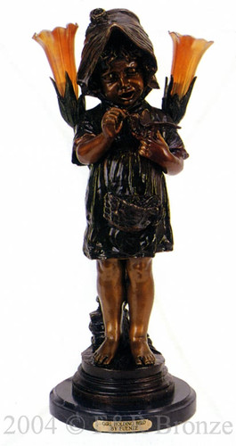 586 Girl Holding Bird Lamp by Fuenze 