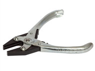Maun MAU4860160 - Flat Nose Pliers Serrated Jaw 160mm (6 1/2in)