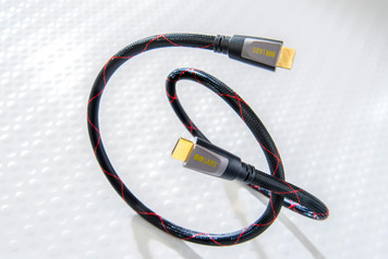 DH Labs HDMI 2.0b Silver Cable