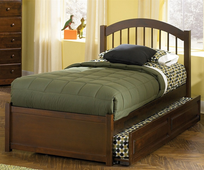 Windsor Twin Size Trundle Bed Antique Walnut