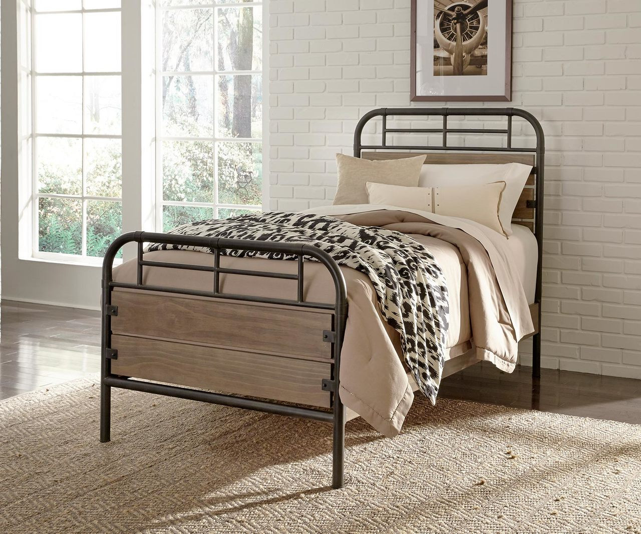 boys metal bed