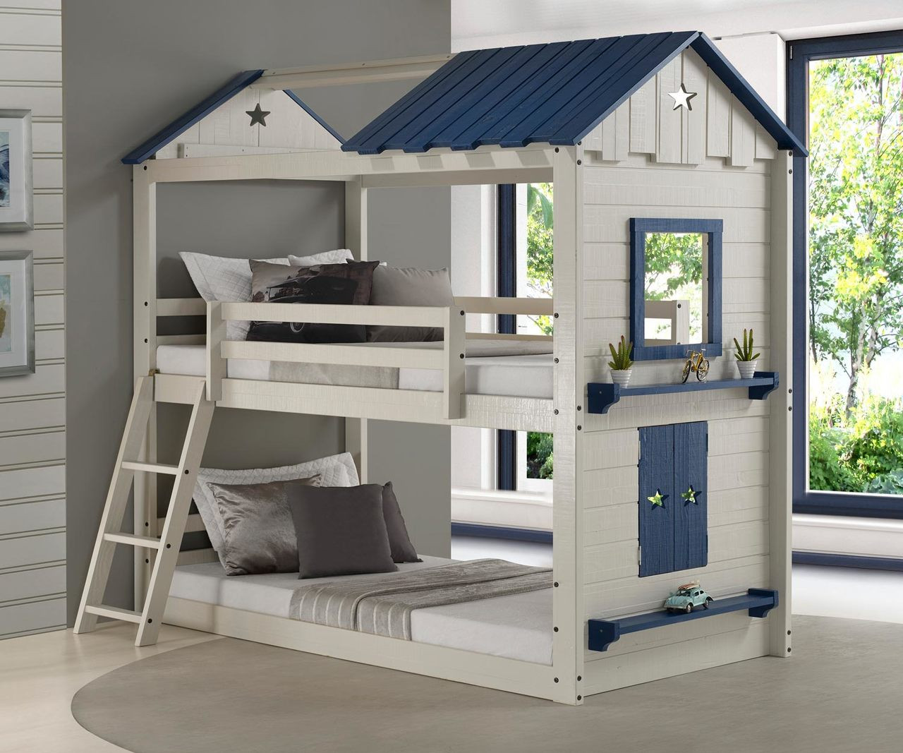 bunk and loft beds