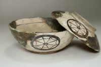 sale: Kato Shuntai (1802-1877) Antique covered bowl in seto ware