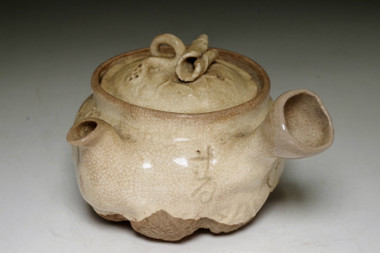 sale: Otagaki Rengetsu (1791-1875) Antique poem carved pottery teapot