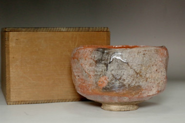 sale: 11th Raku Keinyu (1817-1902) Aka-raku tea bowl