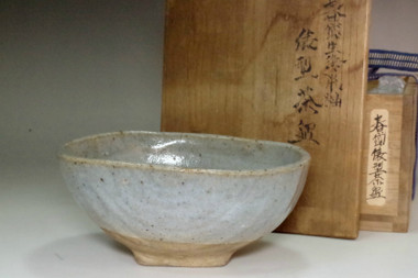 sale: Kato Shuntai (1802-1877) Antique pottery tea bowl