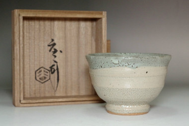 sale: Hamada Shoji (1894-1978) Vintage Mongama mark pottery cup