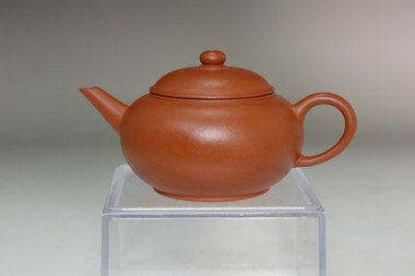 sale: 貢局 85cc Vintage Chinese Yixing teapot