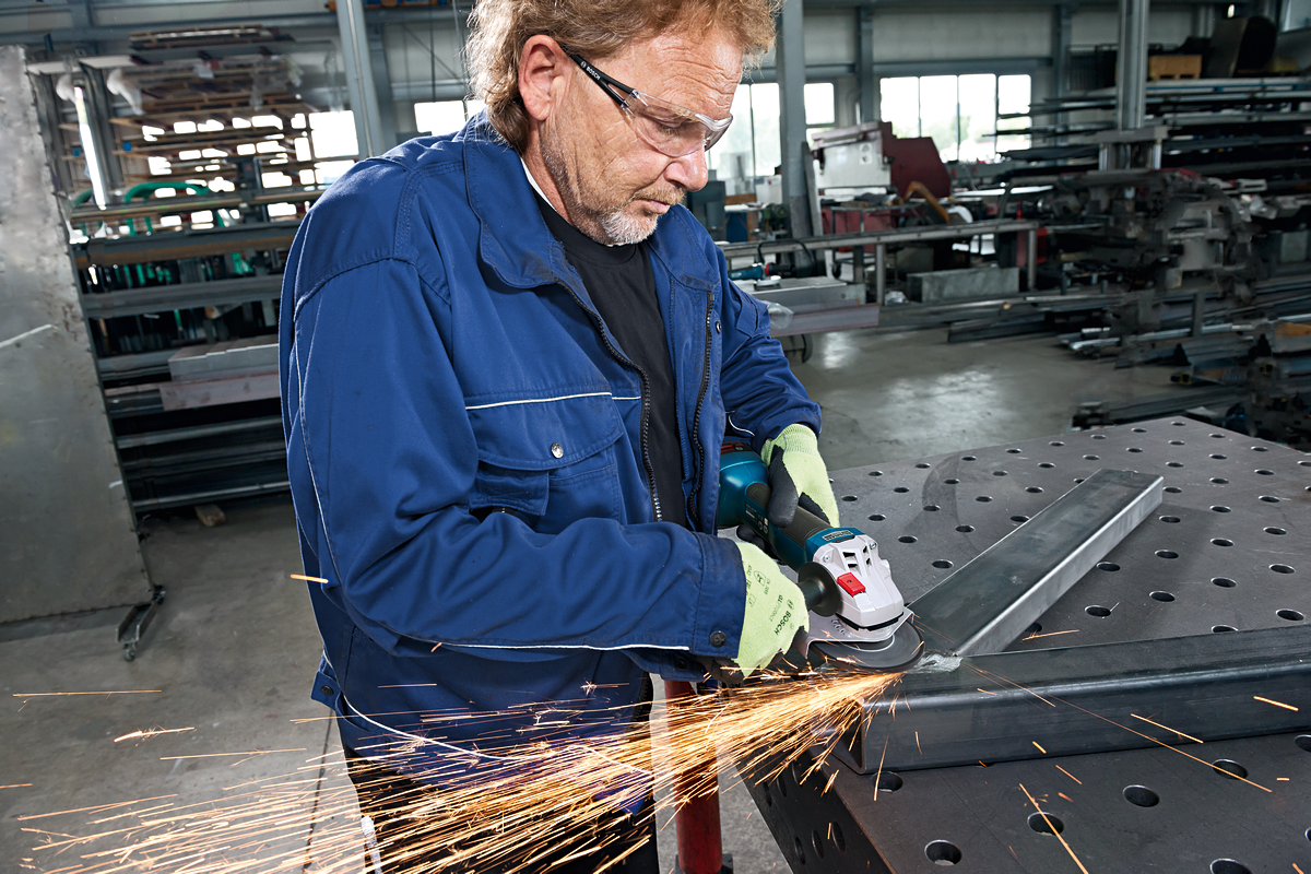 Bosch GWS 18V-10 Cordless Angle Grinder (06019J4000)