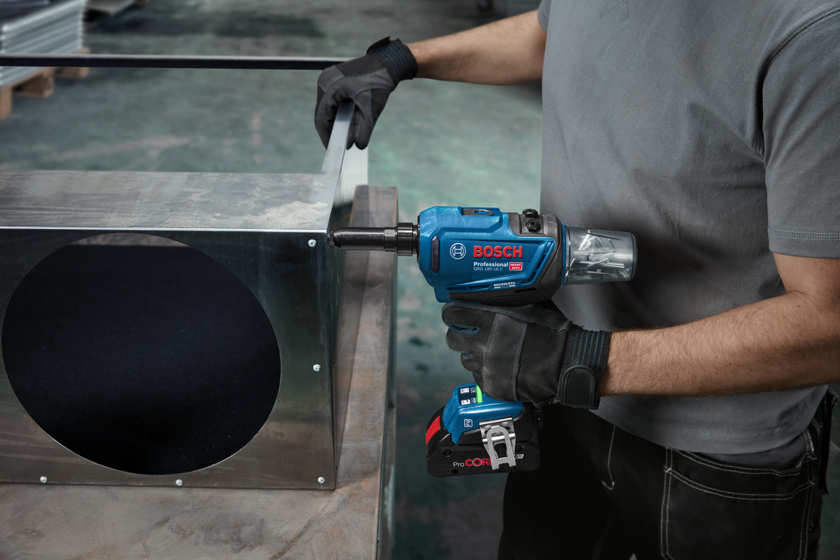 Bosch GRG 18V-16 Cordless Rivet Gun (06019K5000)