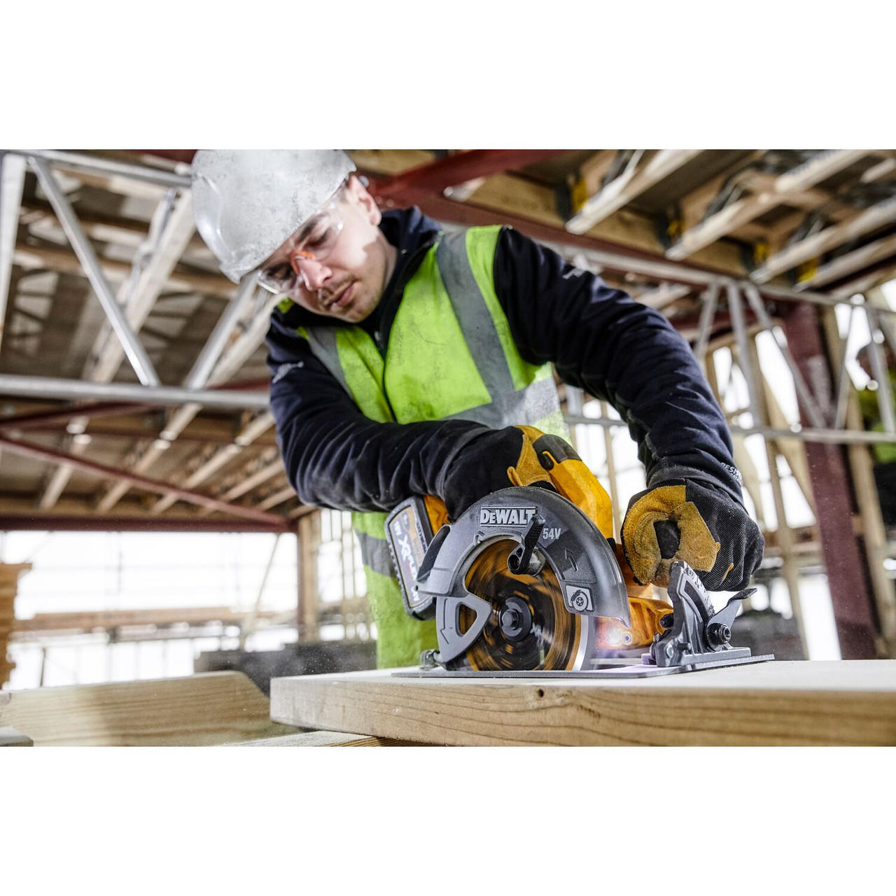 Dewalt DCS578T2 54V 190mm Circular Saw (2x6Ah) (DCS578T2-GB)