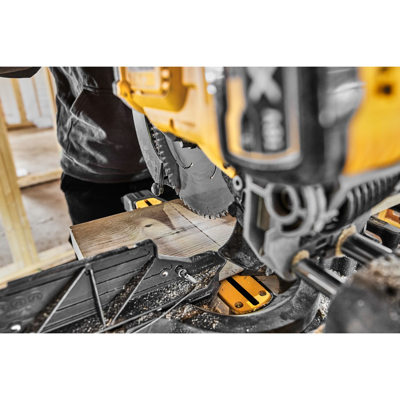 Dewalt DCS781X2 54V Flexvolt 305mm Mitre Saw