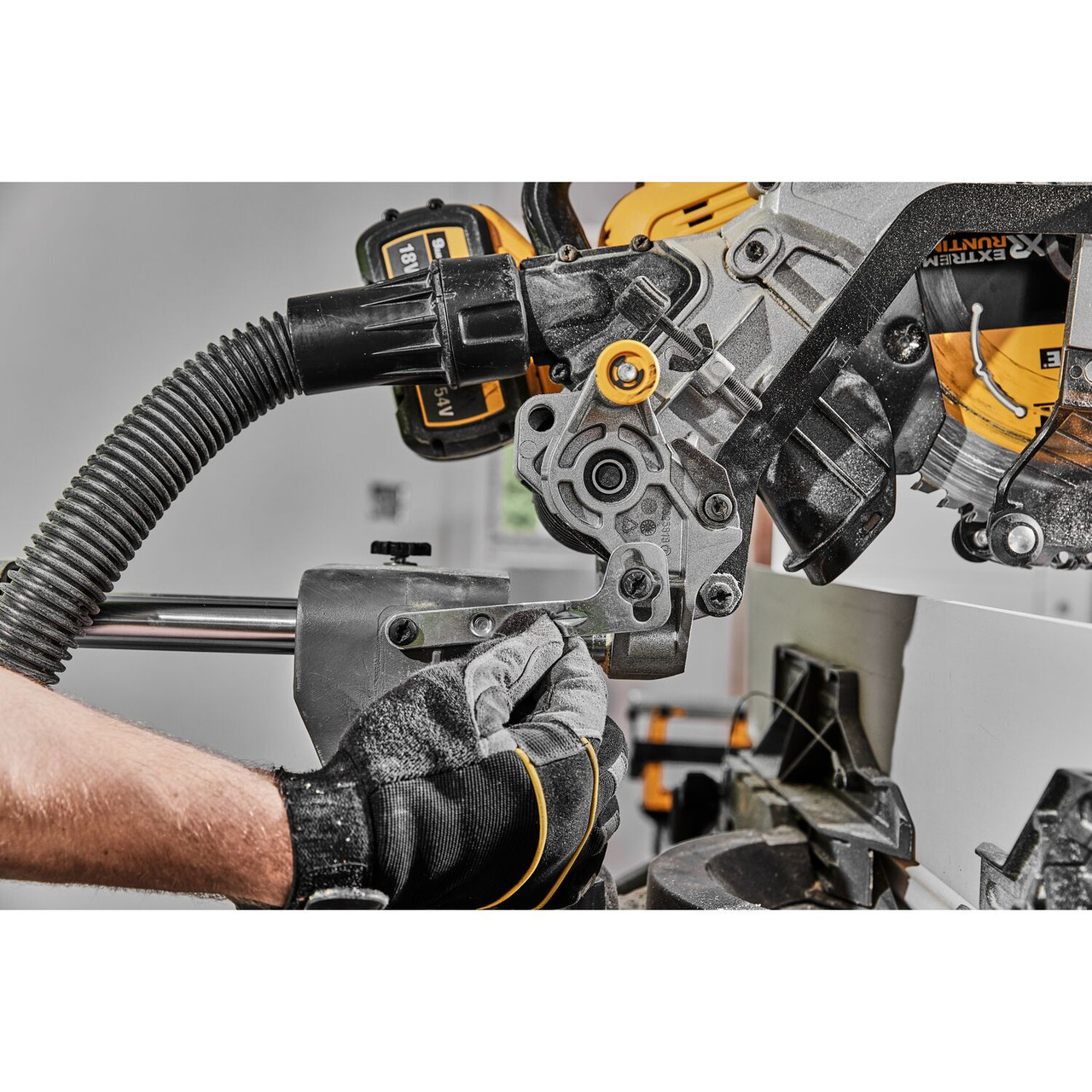 Dewalt DCS781X2 54V Flexvolt 305mm Mitre Saw