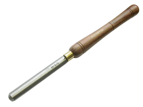 Quickly remove timber and shape spindle blanks with the Faithfull 16mm HSS Roughing Out Gouge. Durable High-Speed Steel blade and 100% FSC certified handle.