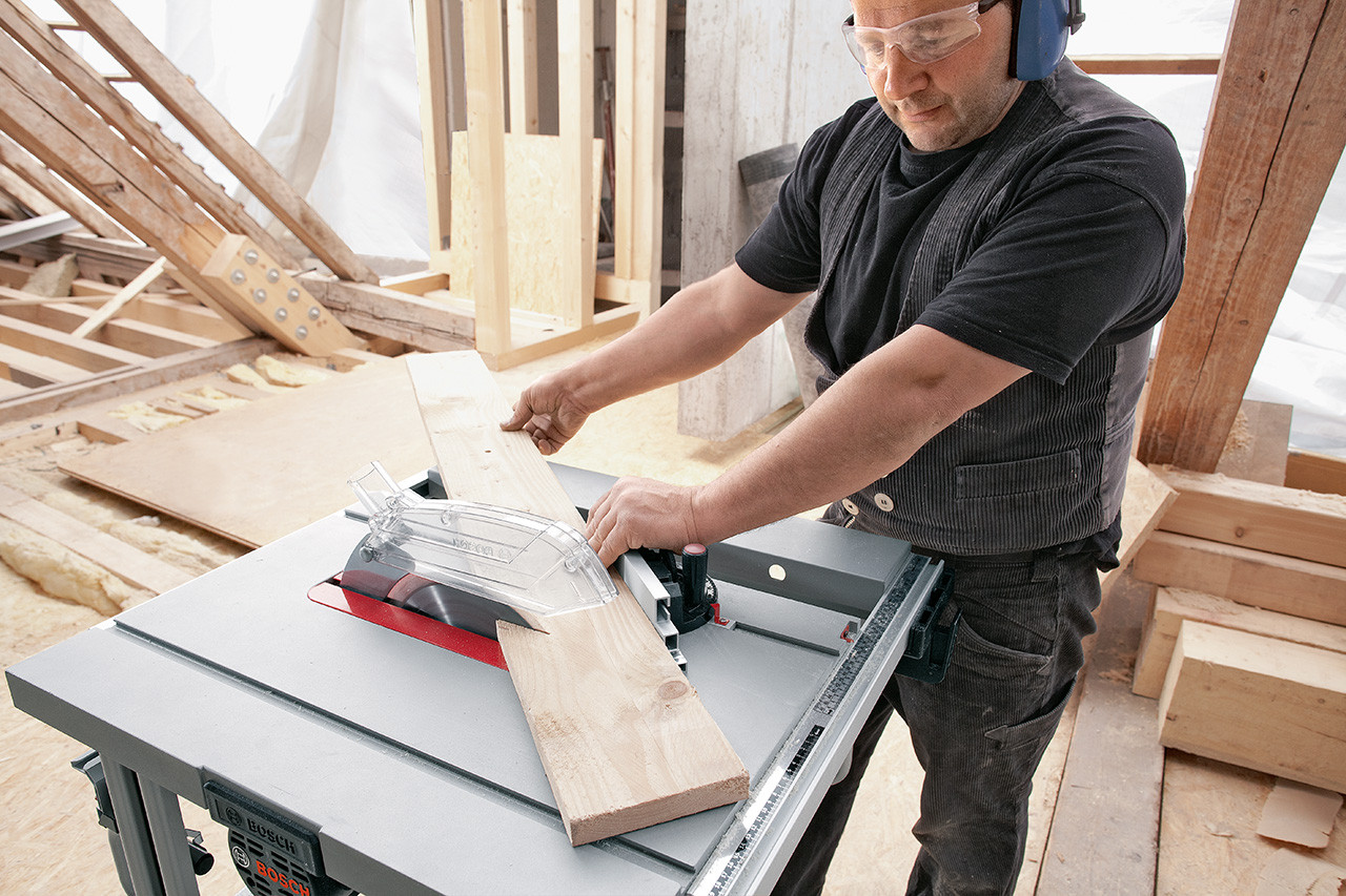 Bosch Gts 10 J Compact Table Saw