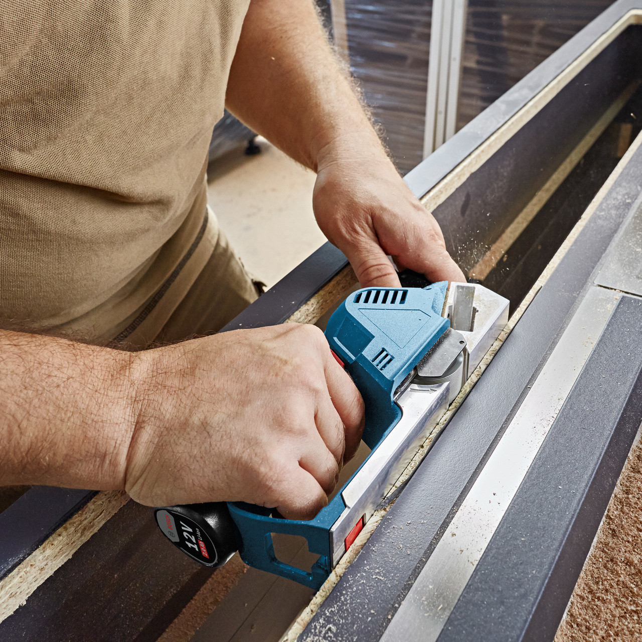 Bosch GHO 12 V-20 Brushless 12V Planer