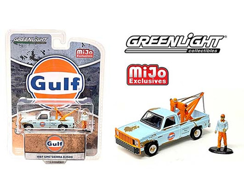 1987 GMC SIERRA K2500 TOW TRUCK WRECKER GULF WEATHERED WITH FIGURE 1/64 SCALE DIECAST CAR MODEL BY GREENLIGHT 51413

