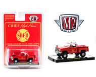 1976 CHEVROLET SCOTTSDALE 4X4 PICKUP TRUCK FIRE CHIEF 1/64 SCALE DIECAST CAR MODEL BY M2 MACHINES 31500-HS23