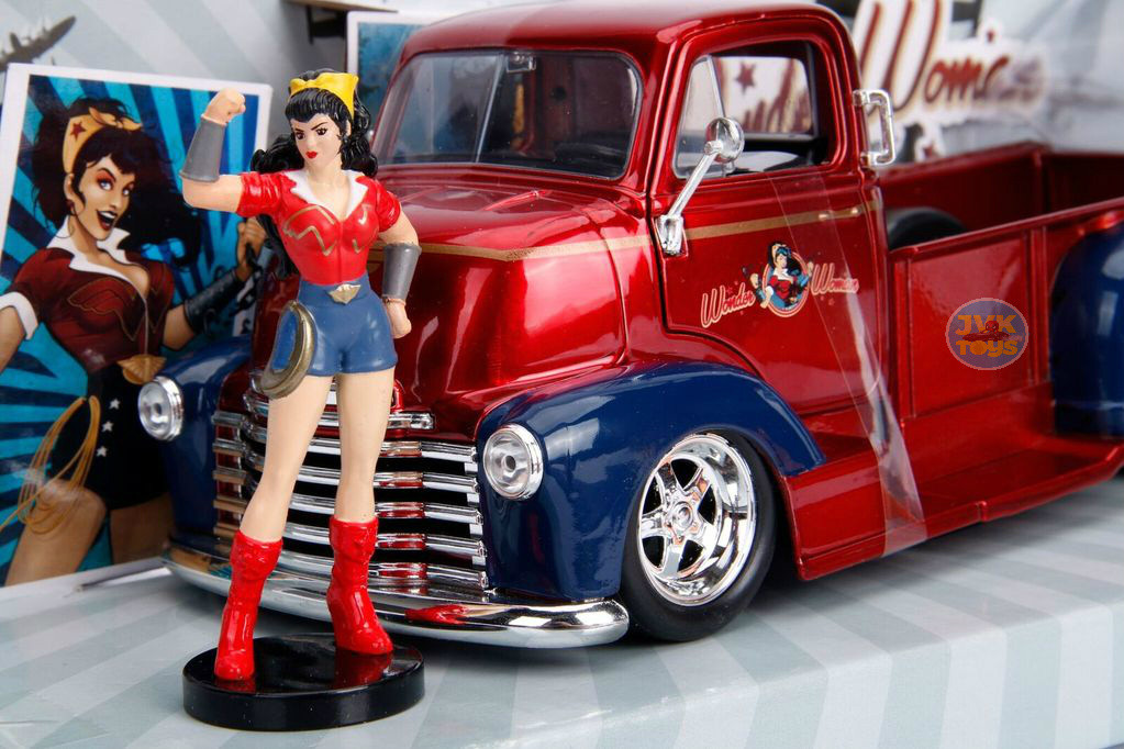 Wonder Woman & 1952 Chevy Coe Pickup DC Comics Bombshells 1:24 Jada Toys 30453 