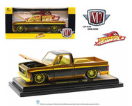 1973 CHEVROLET CHEYENNE 10 SQUAREBODY TRUCK WOW WEEKEND OF WHEELS CHASE 1/24 SCALE DIECAST CAR MODEL BY M2 MACHINES 40300-DCS01

