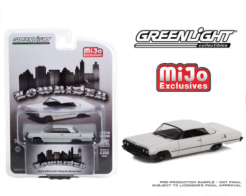 1963 CHEVROLET IMPALA SS GRAY LOWRIDER 4800 MADE EXCLUSIVE 1/64 SCALE DIECAST CAR MODEL BY GREENLIGHT 51465