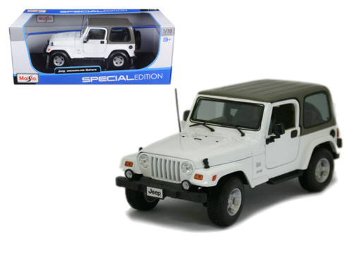 Jeep Wrangler Sahara White 1/18 Scale Diecast Model By Maisto 31662