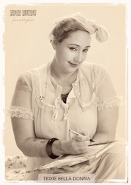 Card 8 - Set #1
Trixie Bella Donna