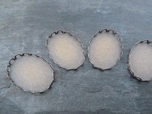 Scalloped Oval Trays 18x25mm