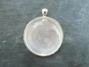 The BIG One!  38mm Round Pendant Trays