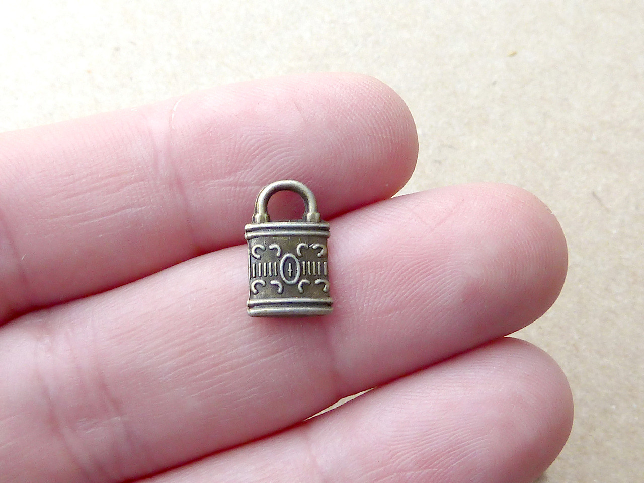 tiny padlock