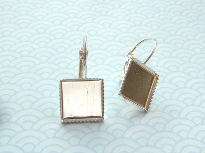 Spring-Back Earrings with 12mm Square Bezel