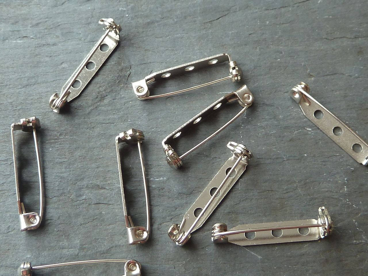 Brooch Backs 25mm (10pk) Jasmin Studio Crafts