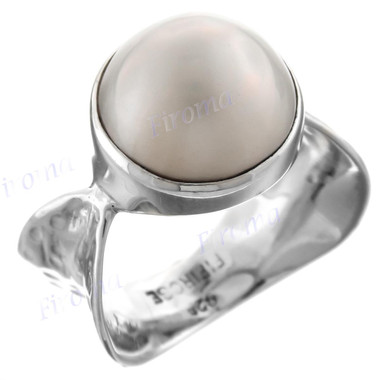 White Mabe Cultured Pearl Bali Hammered 925 Sterling Silver Ring