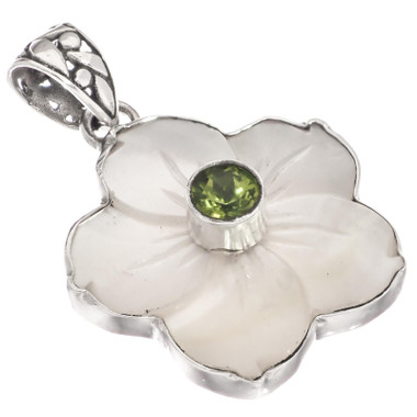 925 Silver Peridot Mother Of Pearl Flower Shell us Pendant