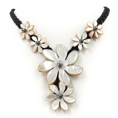 Mother Of Pearl Rope Flower Shell us 18" Black Necklace