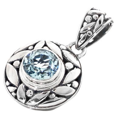 1 1/8" 925 Sterling Silver Blue Topaz Oval us Pendant
