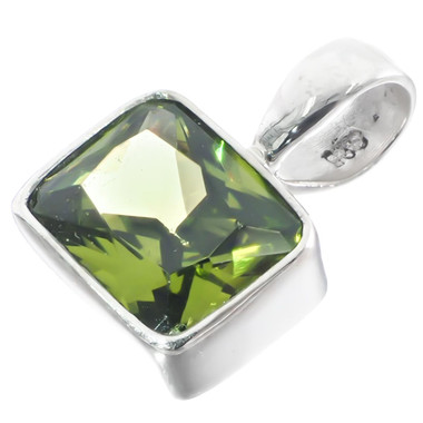 5/8" 925 Sterling Silver Peridot us Pendant