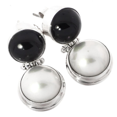 1 1/8"  WHITE MABE PEARL BLACK ONYX 925 STERLING SILVER STUD earrings