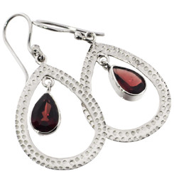 1" PEAR RED GARNET HAMMERED 925 STERLING SILVER TEARDROP HOOP earrings