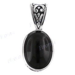 1 1/16" 925 Silver Onyx Pendant