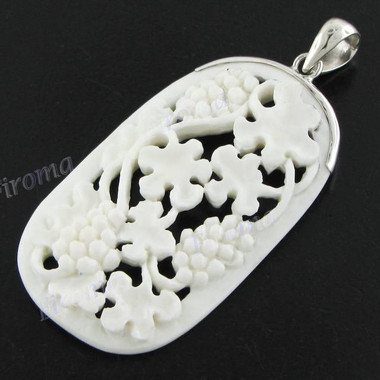 2 9/16" 925 Silver Buffalo Bone Flower Pendant