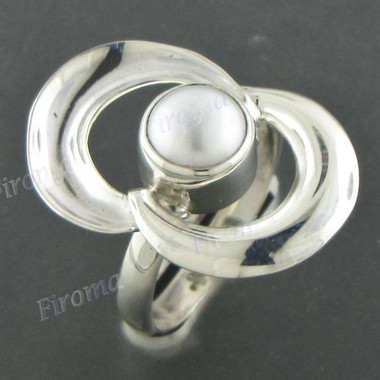 1" 925 Silver White Mabe Pearl Face us 6 Ring
