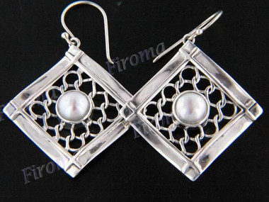 21" 925 Silver White Biwa Pearl French Wires Earrings