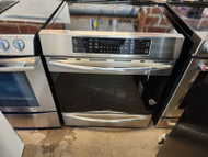 Frigidaire 30 Inch Induction Range with 4 Induction Zones  True Convection Oven, Storage Drawer, Self Clean with Steam, Ceramic Glass Cooktop, Air Fry, Auto Sizing Pan Detection LOCATED IN OUR PORTLAND OREGON APPLIANCE STORE SKU 17812