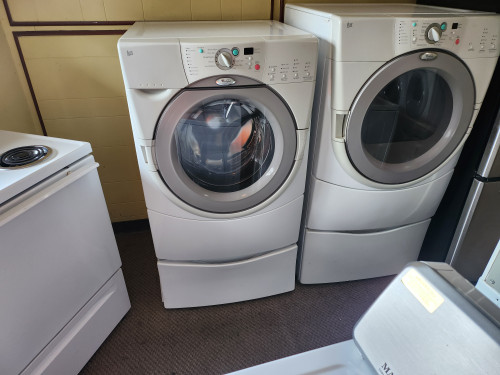 WHIRLPOOL DUET FRONT LOAD SET WASHER 5 CYCLE WITH SOAK OPTION 3 SPEED DRYER 5 AUTO DRY AND 3 TIMED SETTING 4 HEAT SETTINGS AND AIR DRY WHITE LOCATED IN OUR PORTLAND OREGON APPLIANCE STORE SKU 19107
