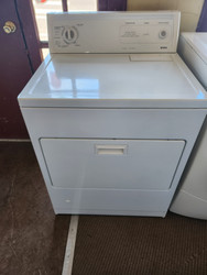 KENMORE HEAVY DUTY SUPER CAPACITY GAS DRYER 4 CYCLES 2 AUTO DRY 1 TIMED PLUS AIR DRY OPTION TOP FILTER PULL DOWN HAMPER DOOR WHITE LOCATED IN OUR PORTLAND OREGON APPLIANCE STORE SKU 19137