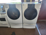 KENMORE ELITE FRONT LOAD LAUNDRY SET WITH PEDESTALS WASHER 9 CYCLE WASHER 3 SOIL OPTIONS 6 TEMPERATURE SETTINGS DRYER 6 AUTO DRY AND 3 TIMED 5 TEMPERATURE PLUS AIR DRY WHITE LOCATED IN OUR PORTLAND OREGON APPLIANCE STORE SKU 19159