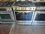 KitchenAid 30 Inch Slide-In Gas Range with 5 Sealed Burners, 5.8 cu ft. Even-Heat™ True Convection Oven, 17,000 BTU Burner, Storage Drawer, Steam Rack, Aqua-Lift Steam Clean Stainless Steel LOCATED IN OUR PORTLAND OREGON APPLIANCE STORE SKU 19164