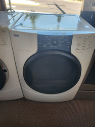 KENMORE ELITE ELECTRIC DRYER WITH 6 AUTO DRY OPTIONS 3 TIMED DRY SETTINGS 5 TEMPEATURE PLUS AIR DRY WITH WRINKLE GUARD LOCATED IN OUR PORTLAND OREGON APPLIANCE STORE SKU 19169