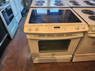 WHIRLPOOL 30 INCH SLIDE-IN ELECTRIC RANGE 4 BURNER 2 LARGE DUAL 2 SMALL KEEP WARM SETTING SELF CLEANING OVEN COSMETIC ISSUE ON OVEN BOTTOM WHITE LOCATED IN OUR PORTLAND OREGON APPLIANCE STORE SKU 19202